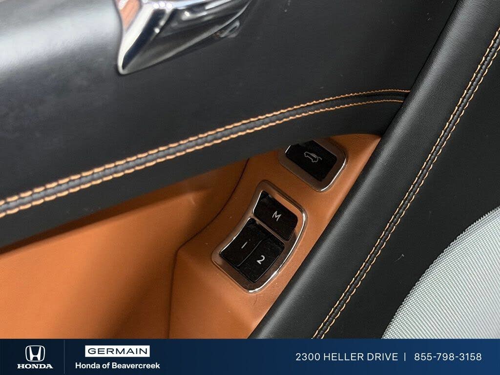 2018 Bentley Bentayga W12 Signature Edition AWD photo 15