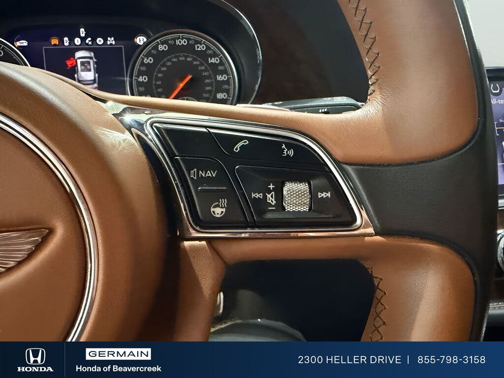 2018 Bentley Bentayga W12 Signature Edition AWD photo 24