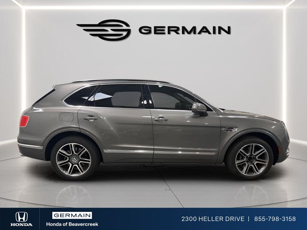 2018 Bentley Bentayga W12 Signature Edition AWD photo 9