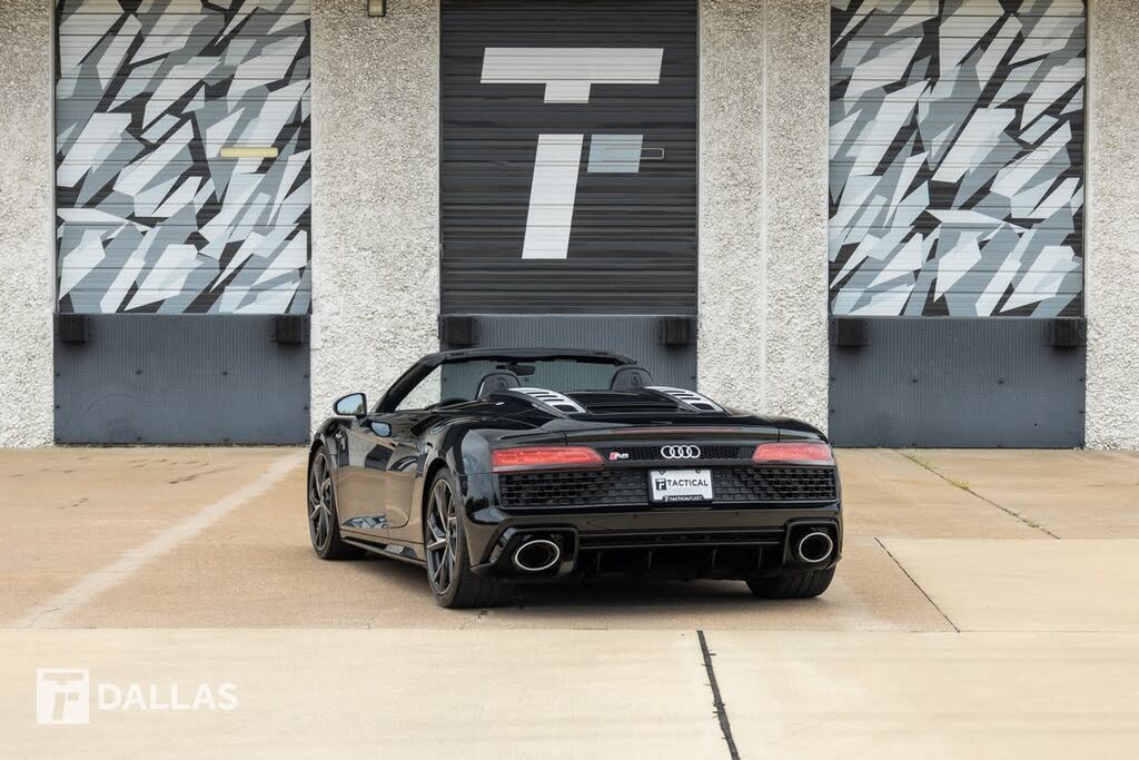 2021 Audi R8 V10 Spyder RWD photo 11 of 24