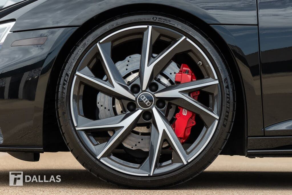2021 Audi R8 V10 Spyder RWD photo 8 of 24
