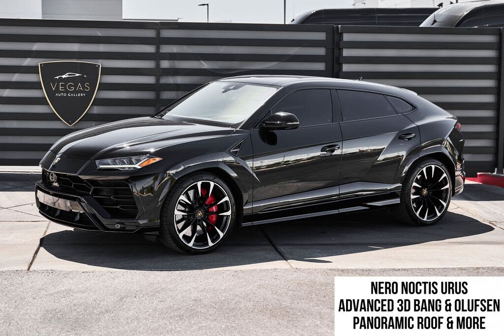 2022 Lamborghini Urus AWD