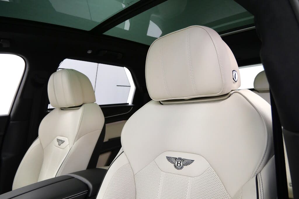 2023 Bentley Bentayga V8 AWD photo 18