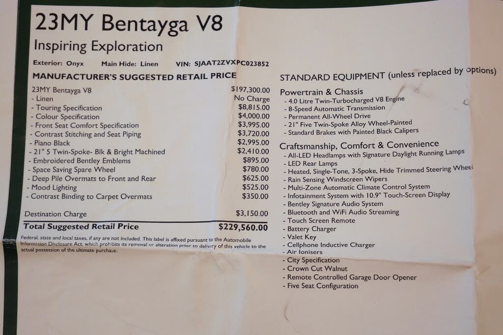 2023 Bentley Bentayga V8 AWD photo 24