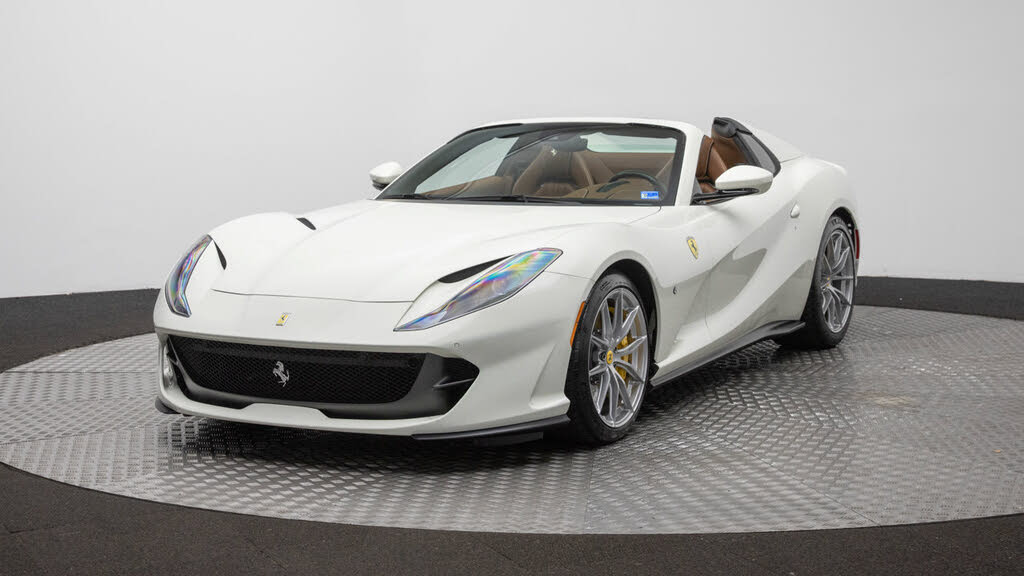 2023 Ferrari 812 GTS Convertible RWD