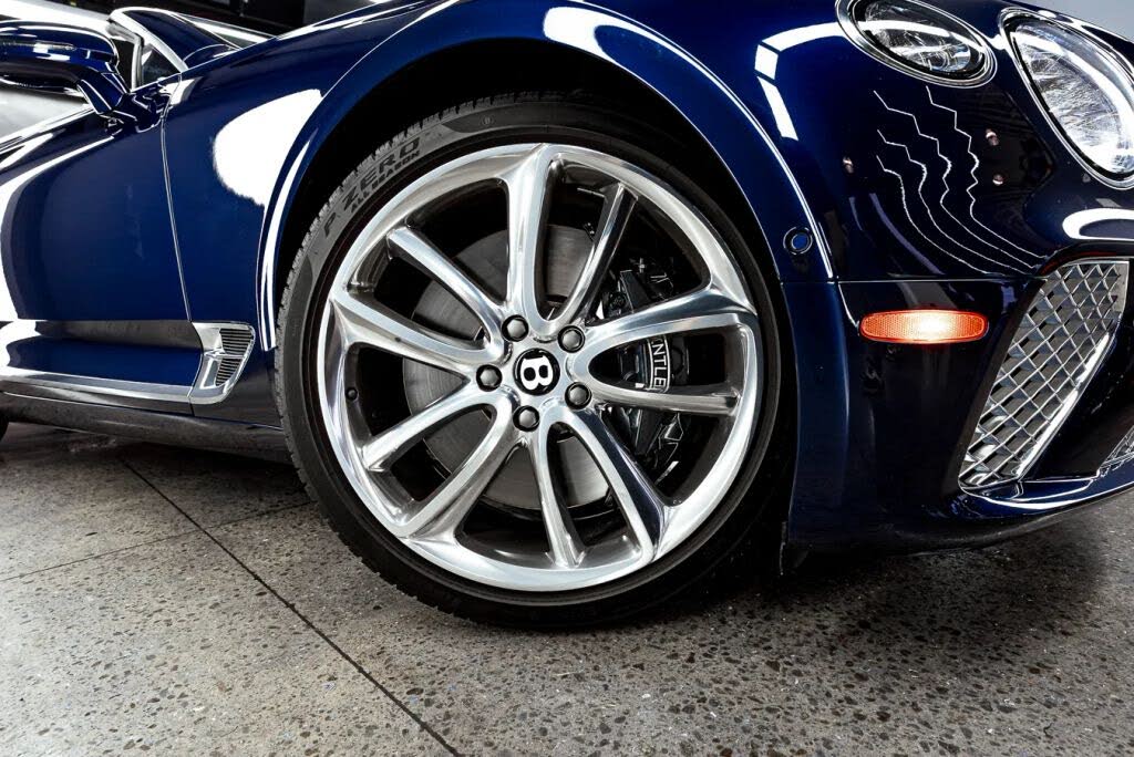 2022 Bentley Continental GTC V8 AWD photo 6