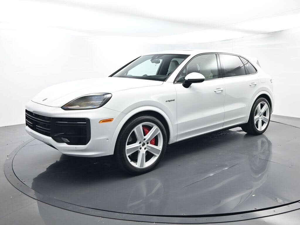 2025 Porsche Cayenne Turbo GT AWD
