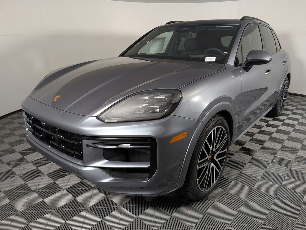 2026 Porsche Cayenne GTS AWD