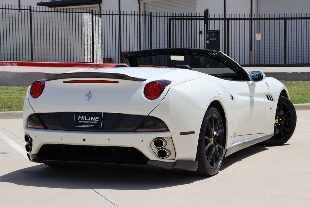 2014 Ferrari California Roadster photo 20