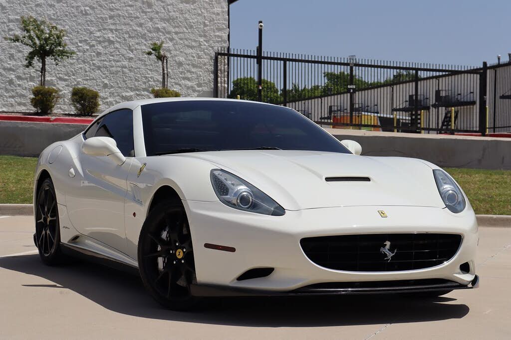 2014 Ferrari California Roadster photo 4
