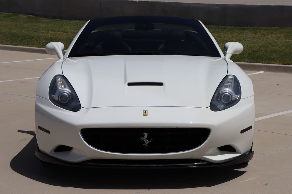2014 Ferrari California Roadster photo 5