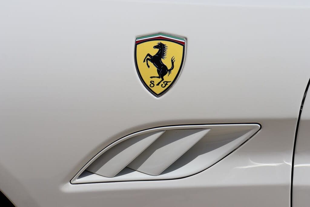 2014 Ferrari California Roadster photo 10