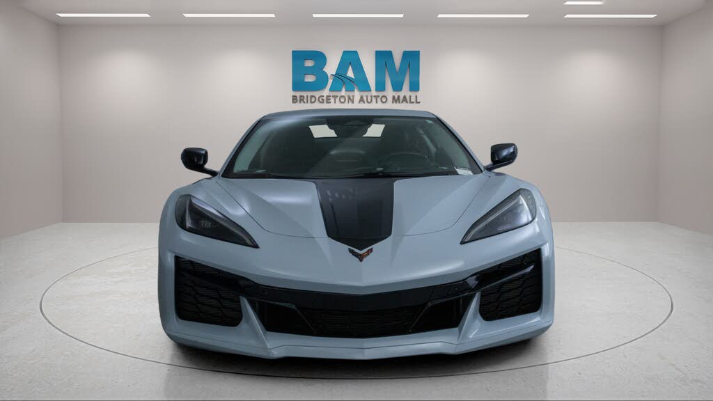 2024 Chevrolet Corvette Z06 3LZ Convertible RWD photo 2