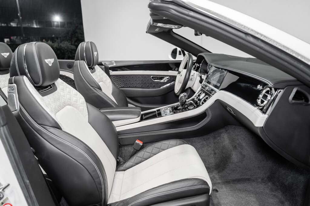 2020 Bentley Continental GTC AWD photo 2