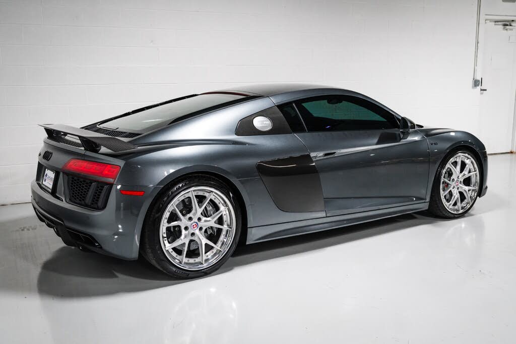 2018 Audi R8 quattro V10 Plus Coupe AWD photo 3 of 24