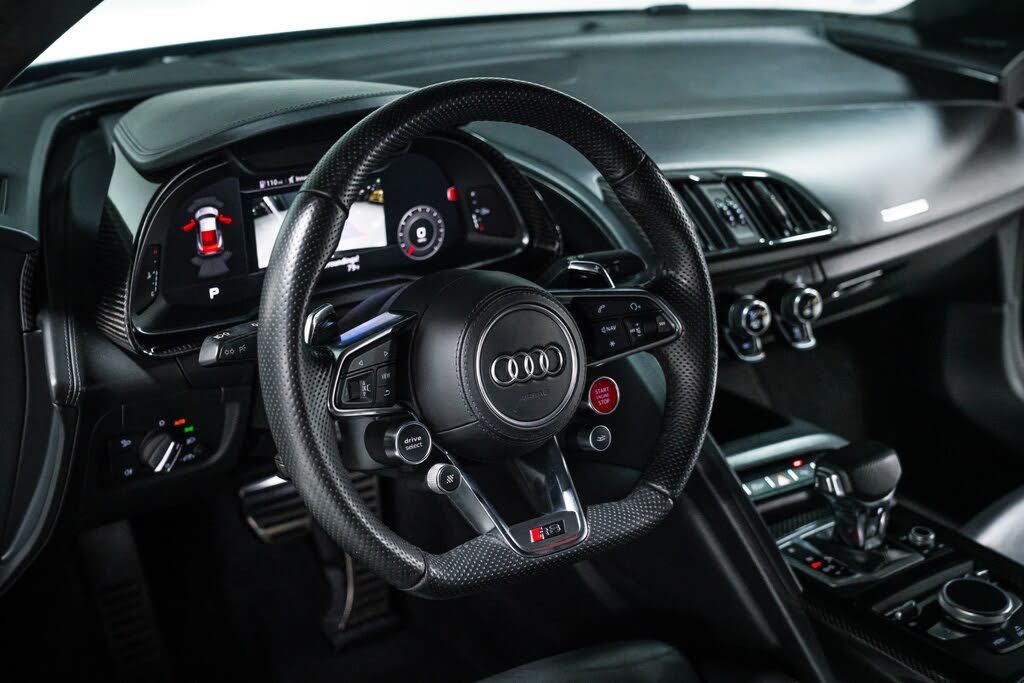 2018 Audi R8 quattro V10 Plus Coupe AWD photo 21 of 24