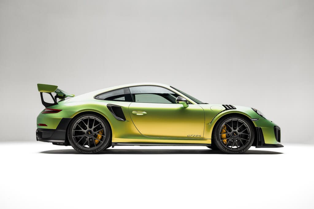 2018 Porsche 911 GT2 RS Coupe RWD