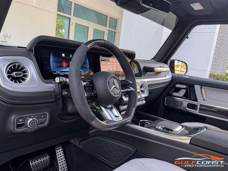 2026 Mercedes-Benz G-Class AMG G 63 4MATIC photo 12 of 24