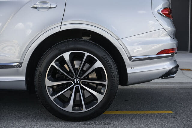 2021 Bentley Bentayga V8 AWD photo 5