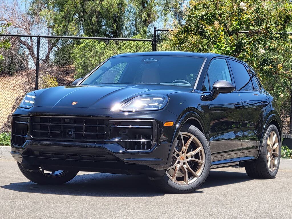 2026 Porsche Cayenne GTS AWD
