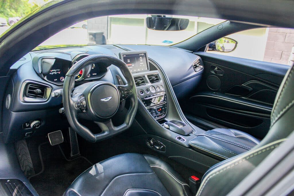 2019 Aston Martin DBS Superleggera Coupe RWD photo 9