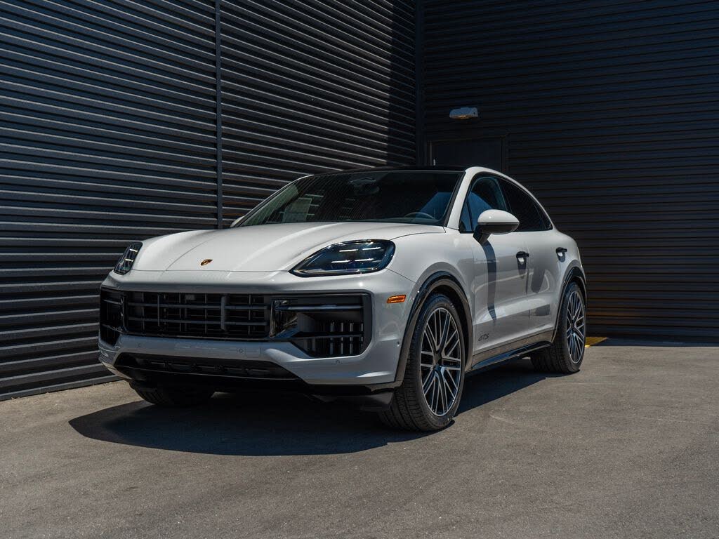 2026 Porsche Cayenne Coupe GTS AWD