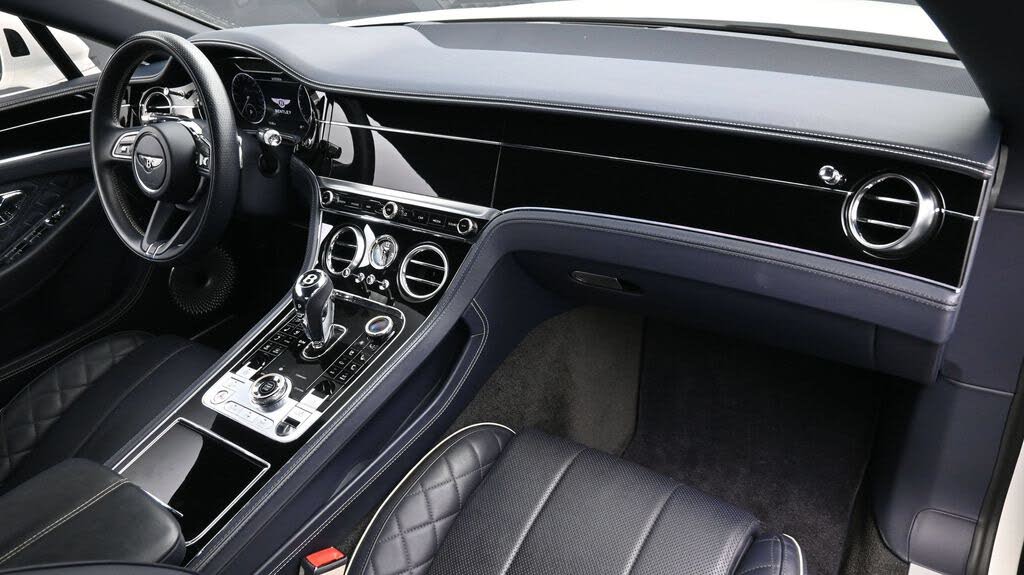 2022 Bentley Continental GTC V8 AWD photo 11