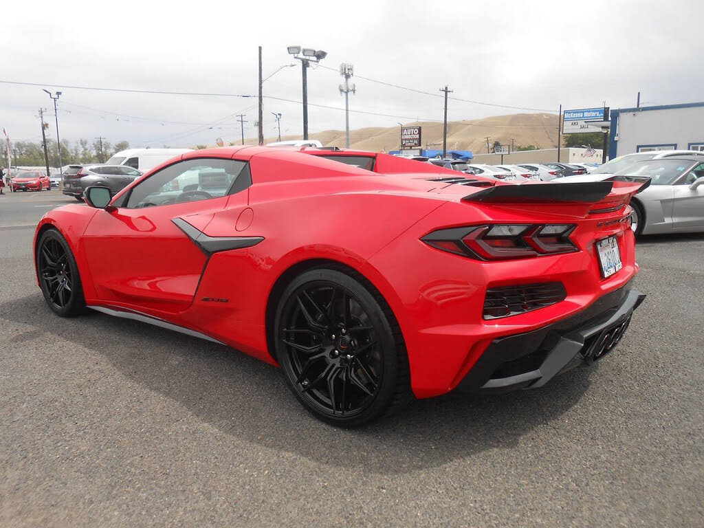 2024 Chevrolet Corvette Z06 3LZ Convertible RWD photo 15
