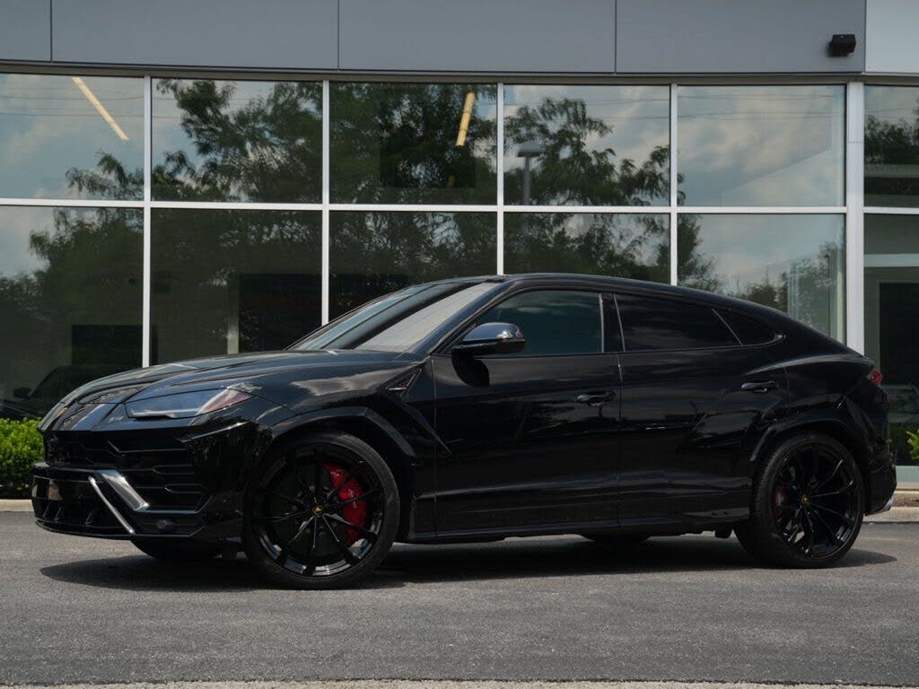 2022 Lamborghini Urus AWD