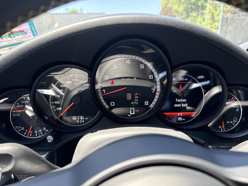 2019 Porsche 911 Turbo S Coupe AWD photo 20 of 24