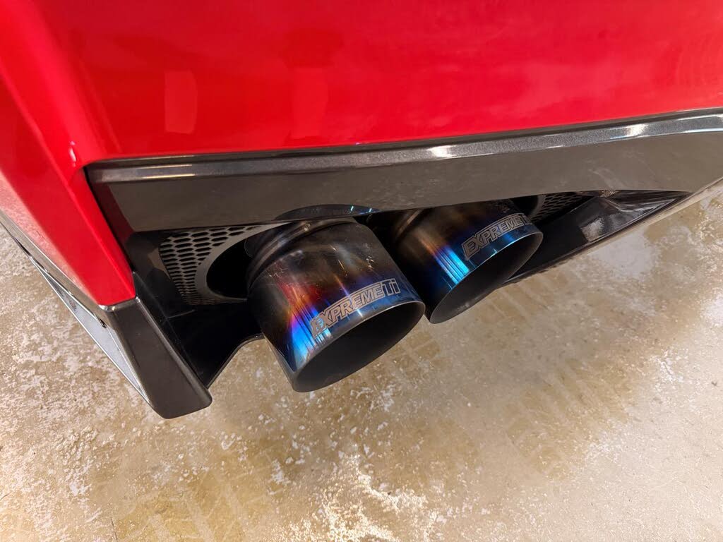 2018 Nissan GT-R Premium AWD photo 14