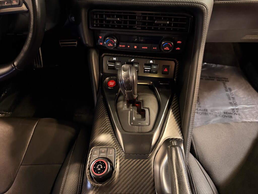 2018 Nissan GT-R Premium AWD photo 21