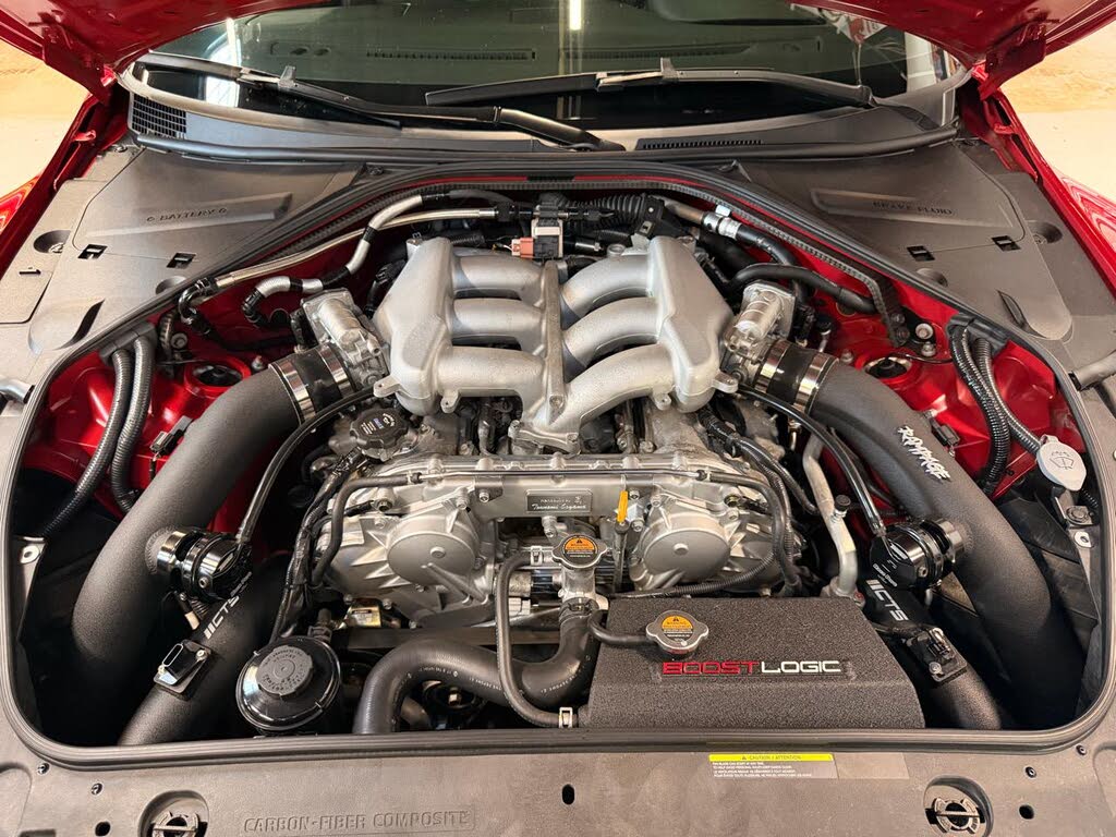 2018 Nissan GT-R Premium AWD photo 24