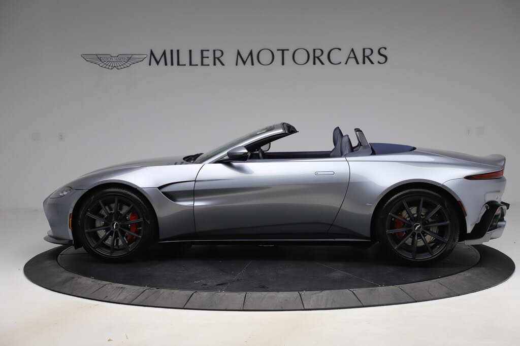 2021 Aston Martin Vantage Convertible RWD photo 2