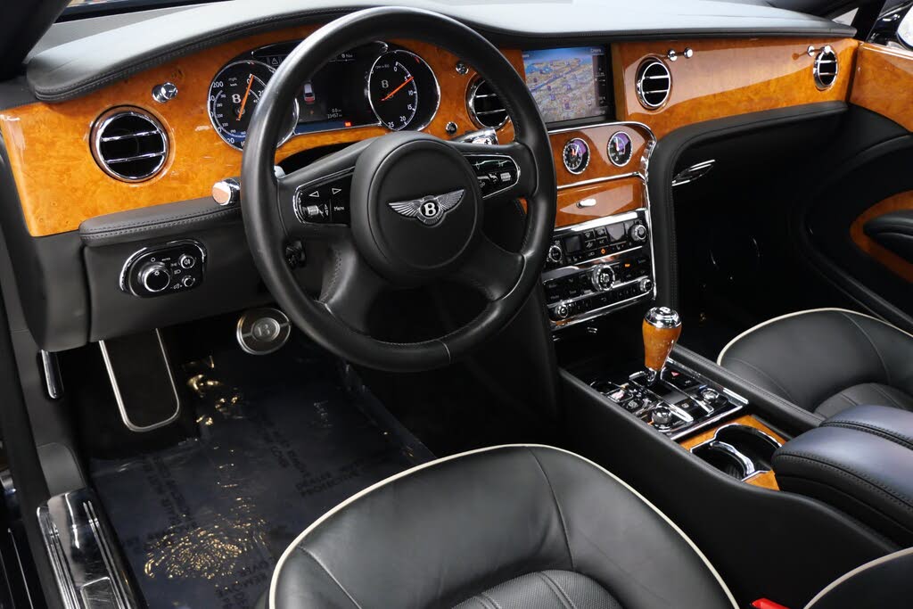 2013 Bentley Mulsanne RWD photo 13