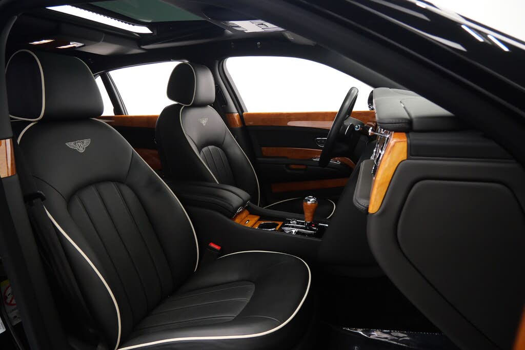 2013 Bentley Mulsanne RWD photo 24