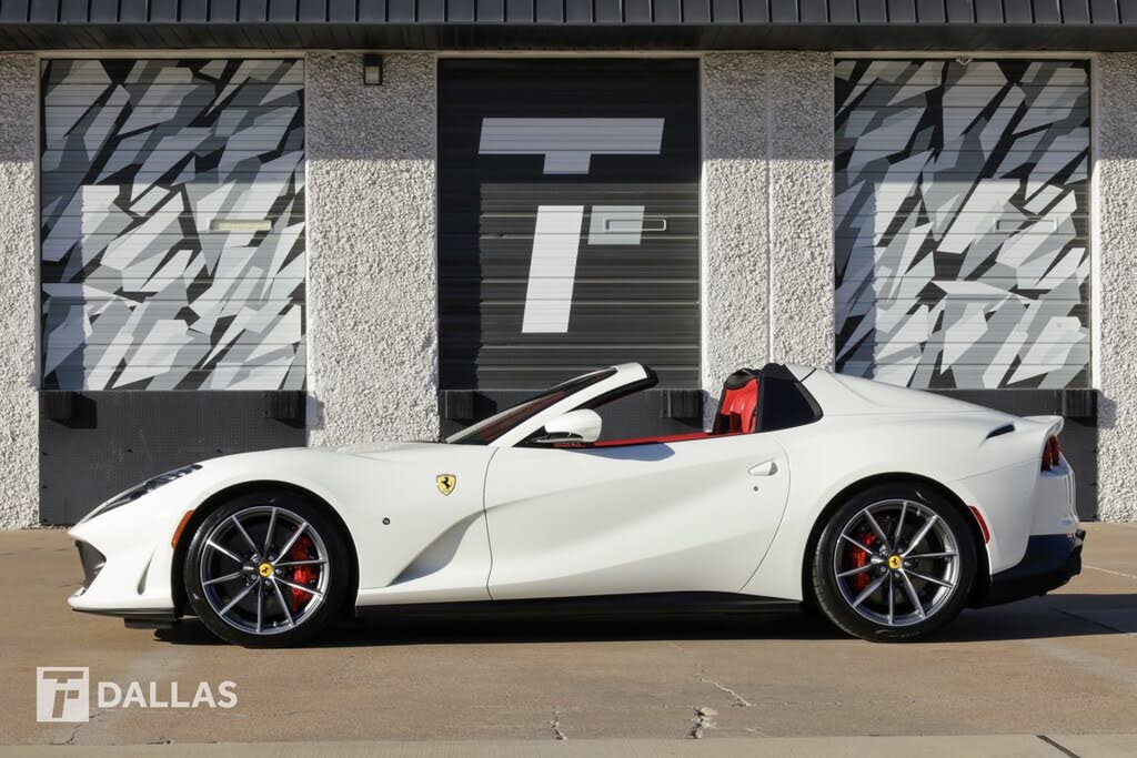 2022 Ferrari 812 GTS RWD