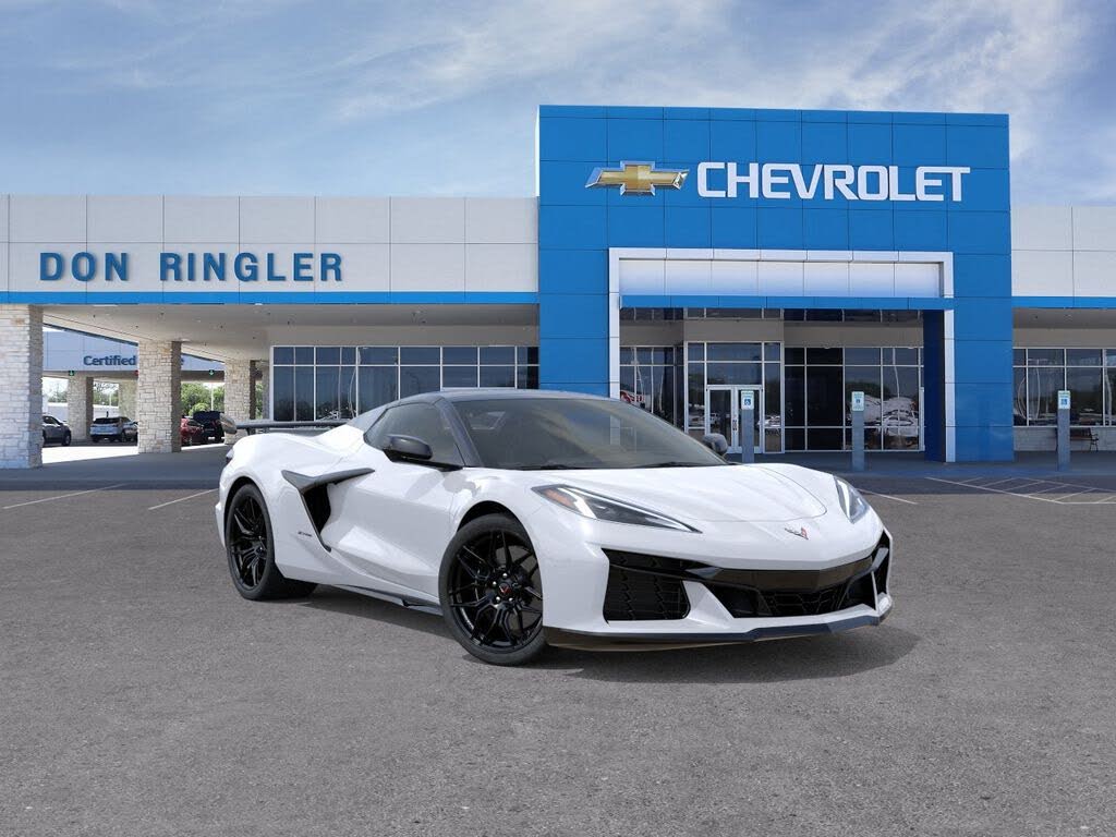 2027 Chevrolet Corvette Z06 1LZ Convertible RWD - $125,217