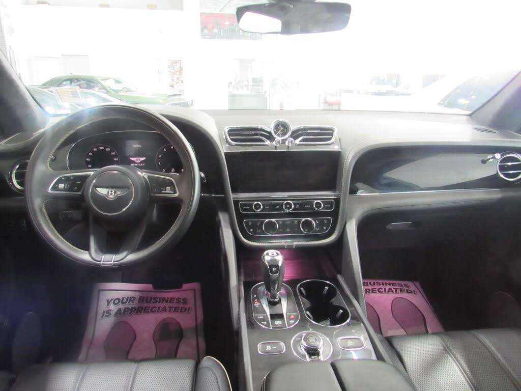 2021 Bentley Bentayga V8 AWD photo 15