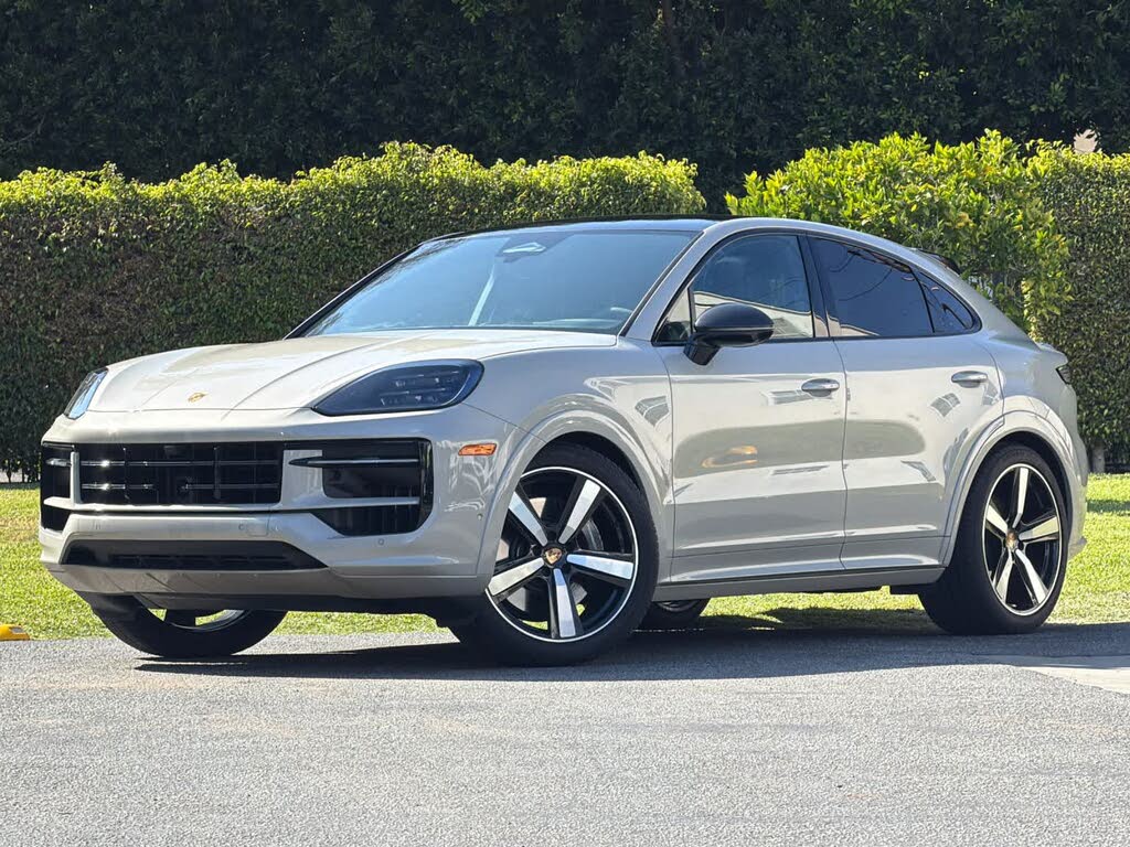 2026 Porsche Cayenne Coupe GTS AWD
