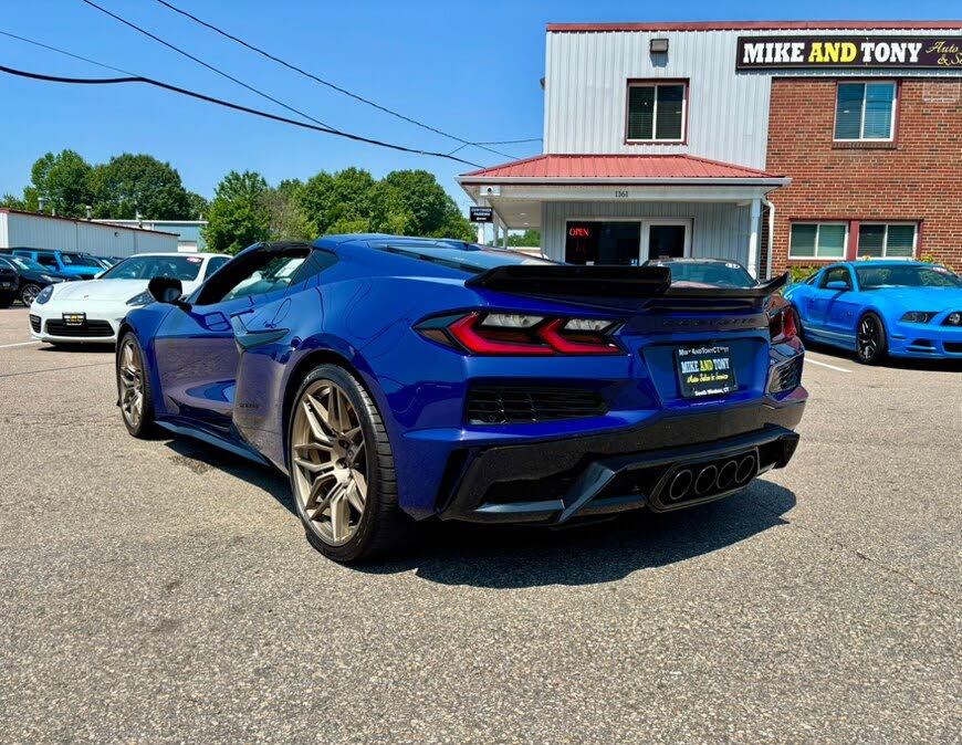 2025 Chevrolet Corvette Z06 1LZ Coupe RWD photo 8