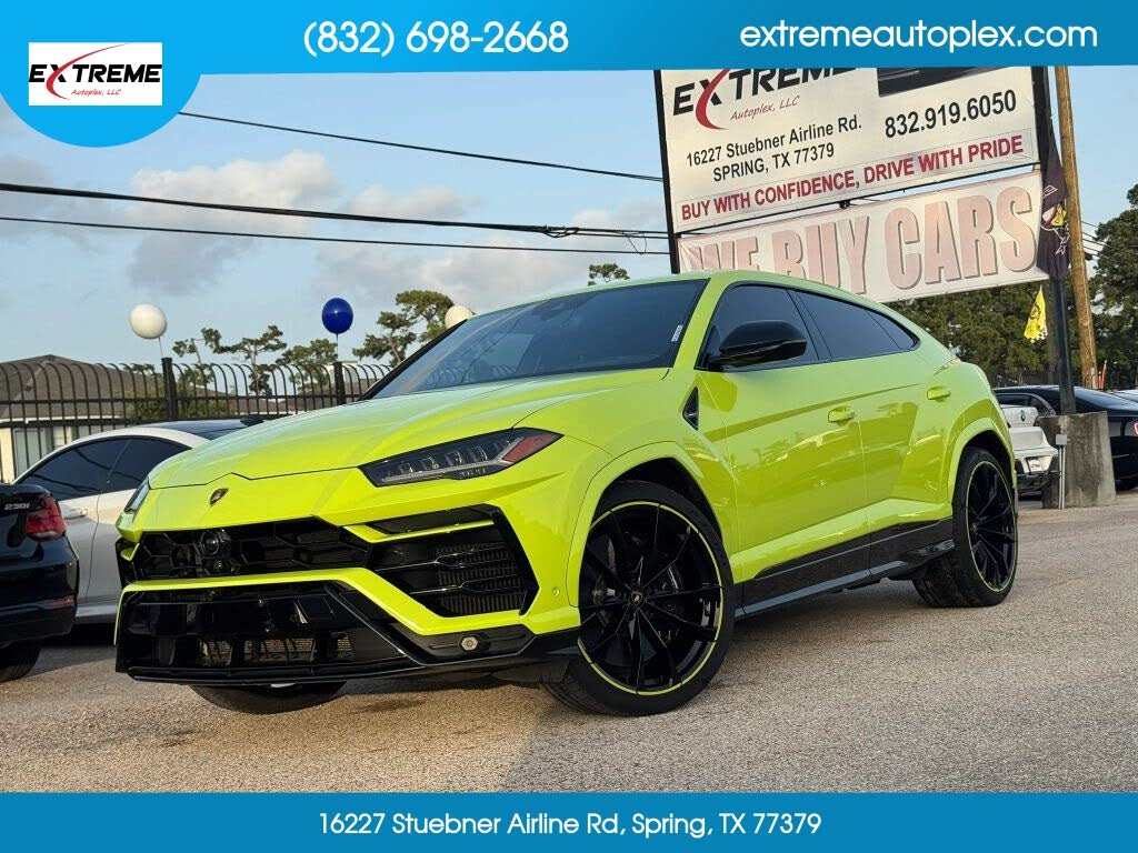 2022 Lamborghini Urus AWD