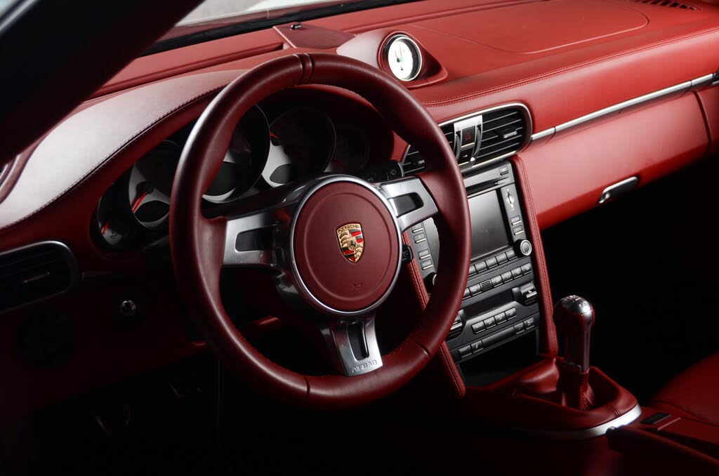 2013 Porsche 911 Turbo Coupe AWD photo 14 of 24