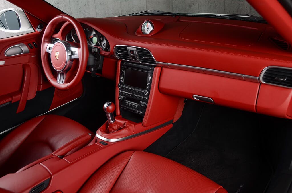 2013 Porsche 911 Turbo Coupe AWD photo 24 of 24