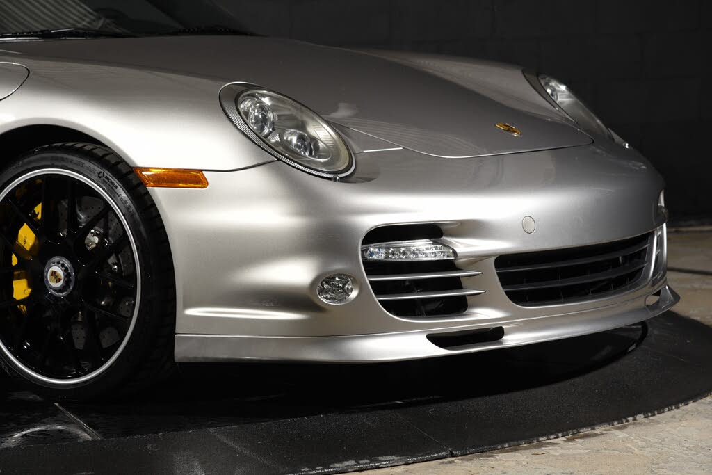 2013 Porsche 911 Turbo S Coupe AWD photo 14 of 24