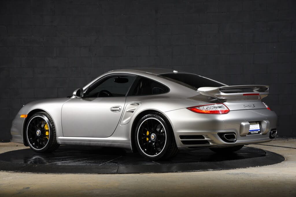 2013 Porsche 911 Turbo S Coupe AWD photo 19 of 24