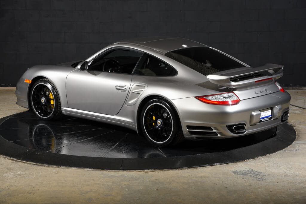 2013 Porsche 911 Turbo S Coupe AWD photo 20 of 24