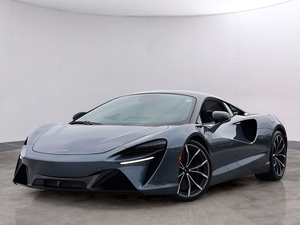 2023 McLaren Artura RWD