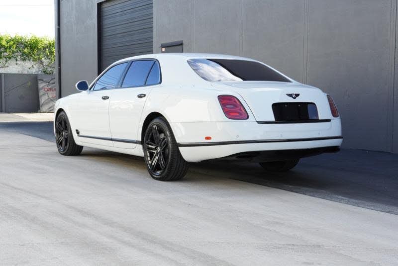 2012 Bentley Mulsanne RWD photo 11