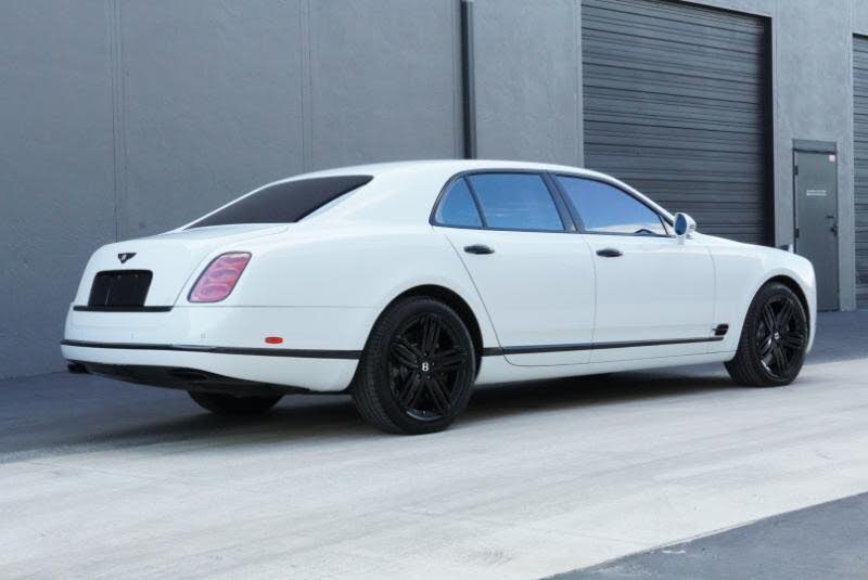 2012 Bentley Mulsanne RWD photo 19